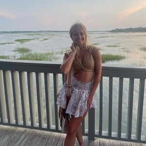 Meet your Posher, Cayley